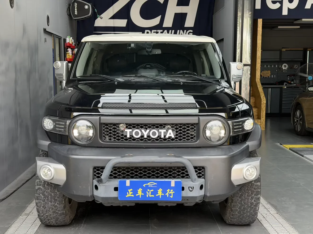 Toyota FJ Cruiser  из Китая