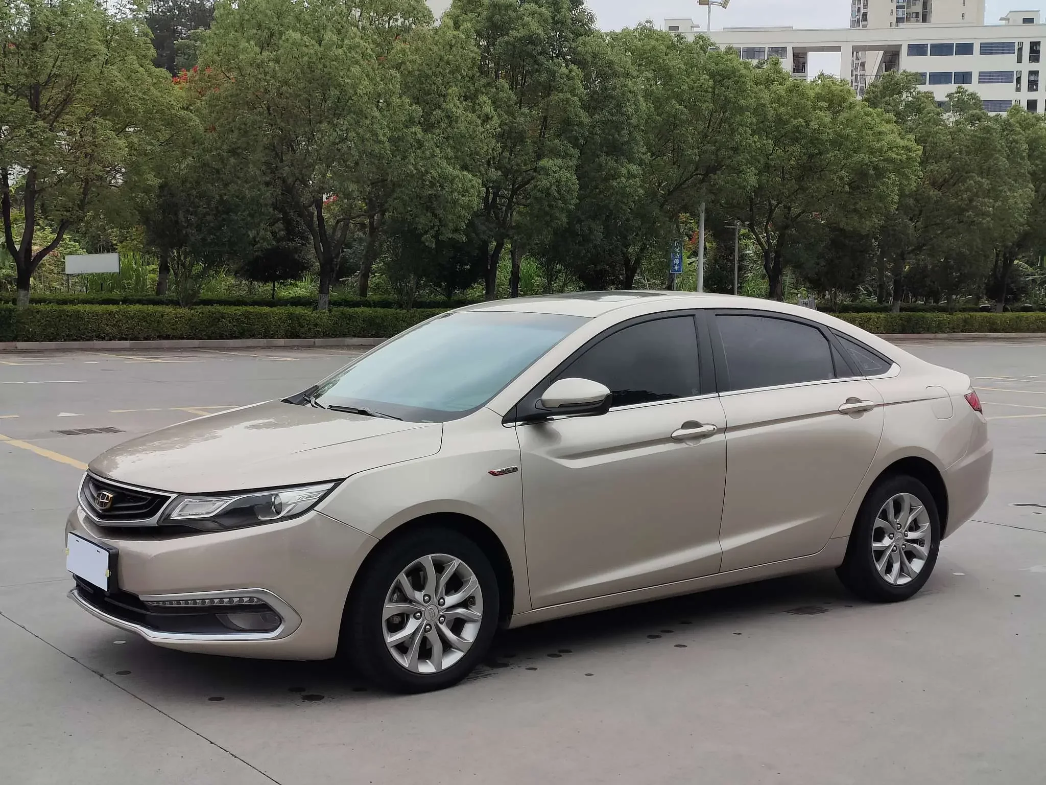 Geely Emgrand GL