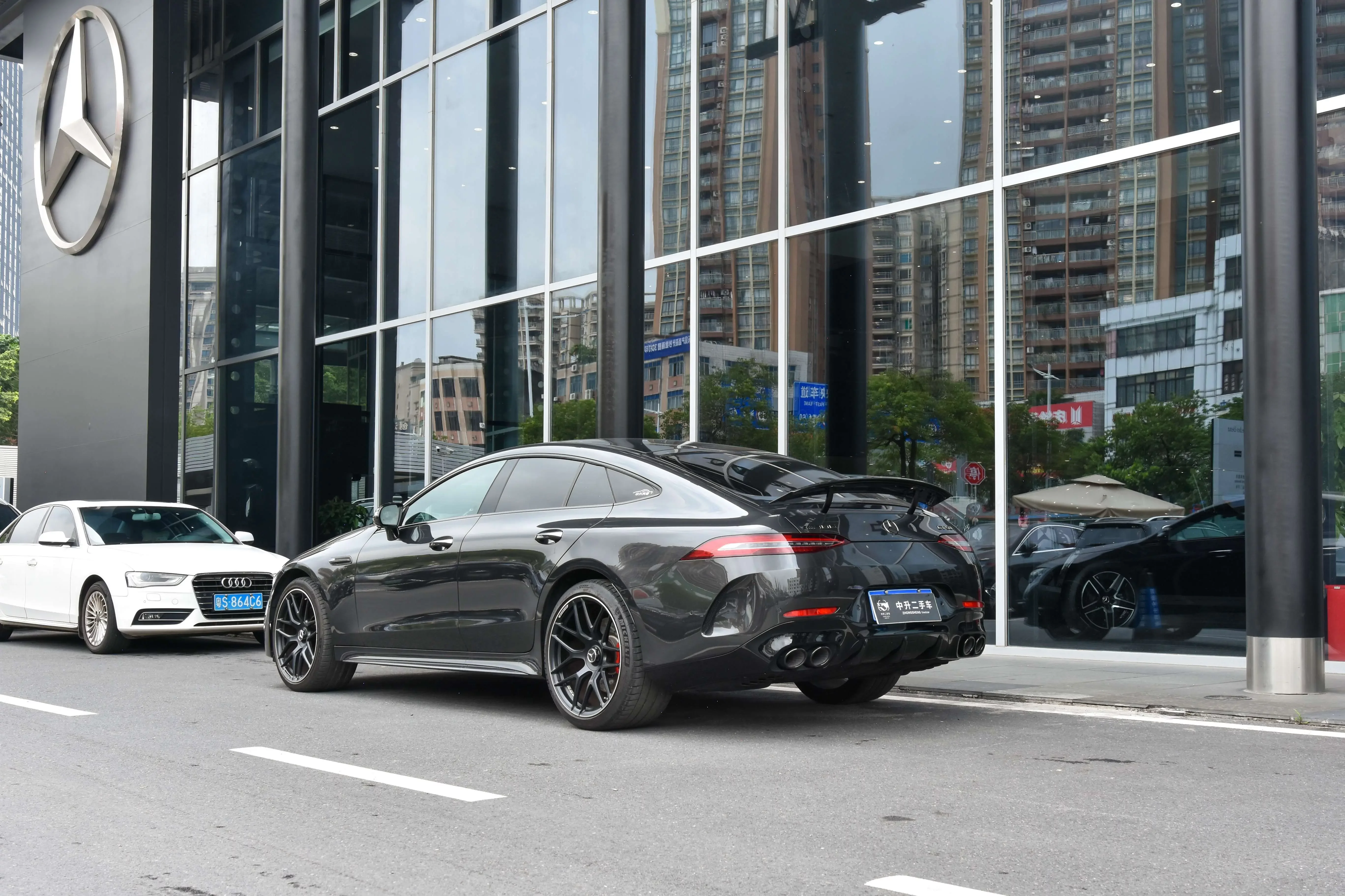 Mercedes-Benz AMG GT