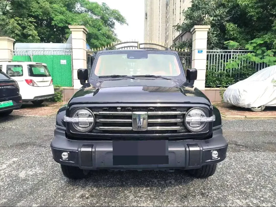 Tank 300
