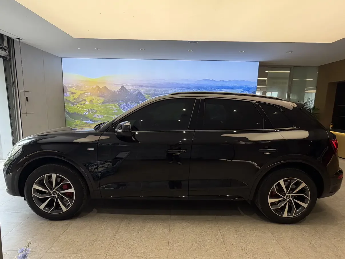 Audi Q5L Sportback