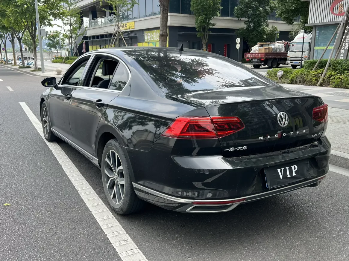 Volkswagen Magotan