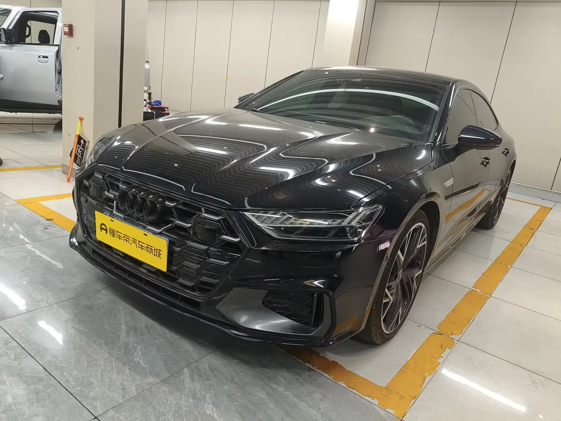 Audi A7L