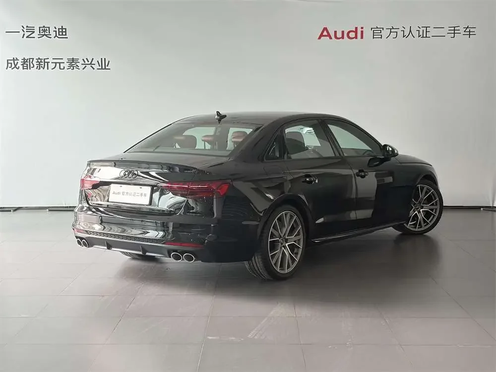 Audi S4