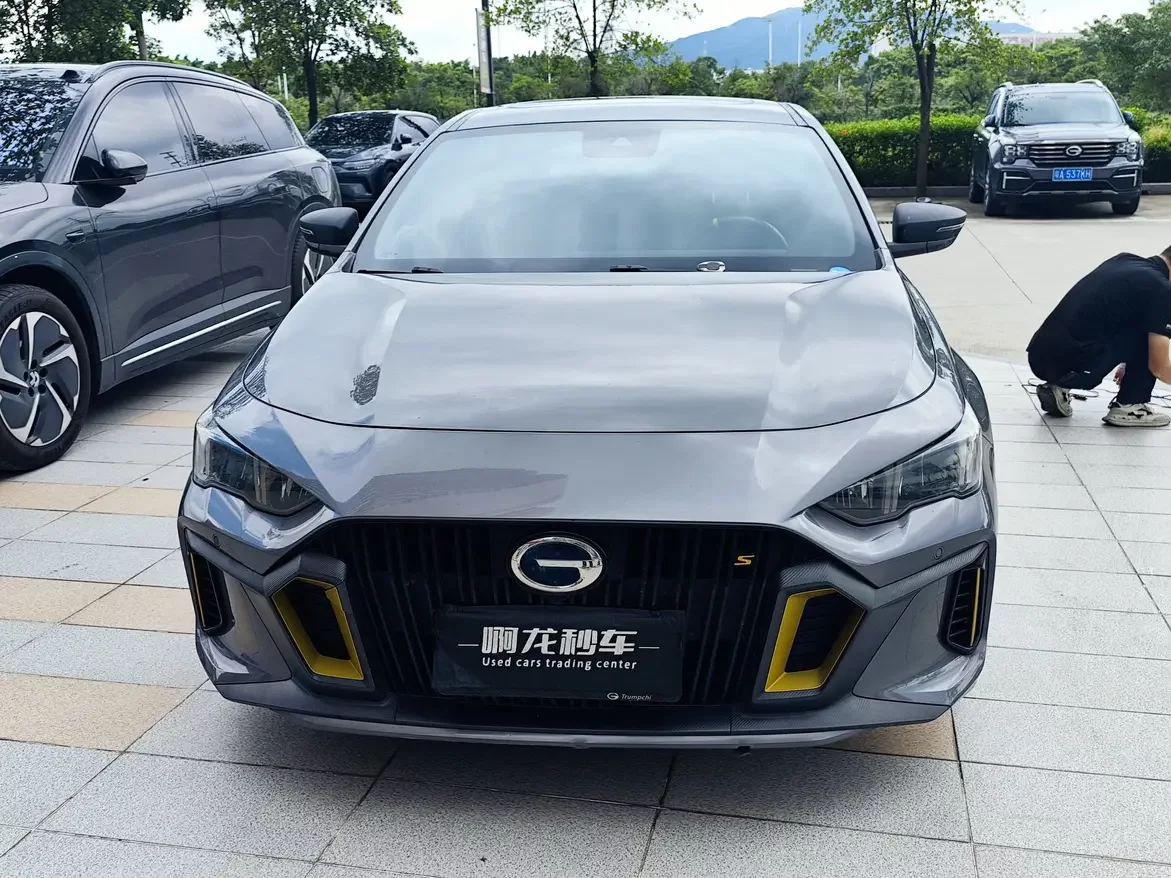 GAC Trumpchi Empow  из Китая