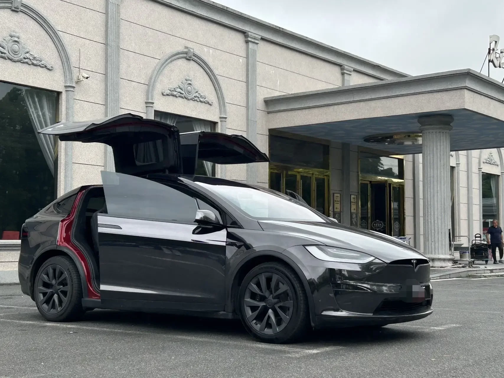 Tesla Model X