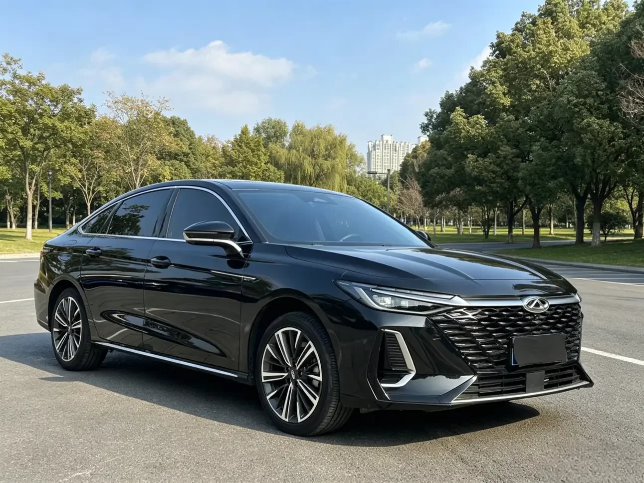 Chery Arrizo 8