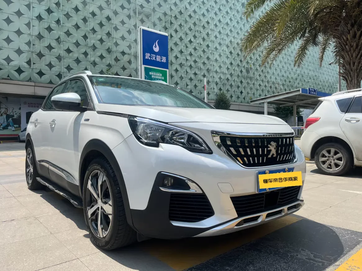 Peugeot 4008