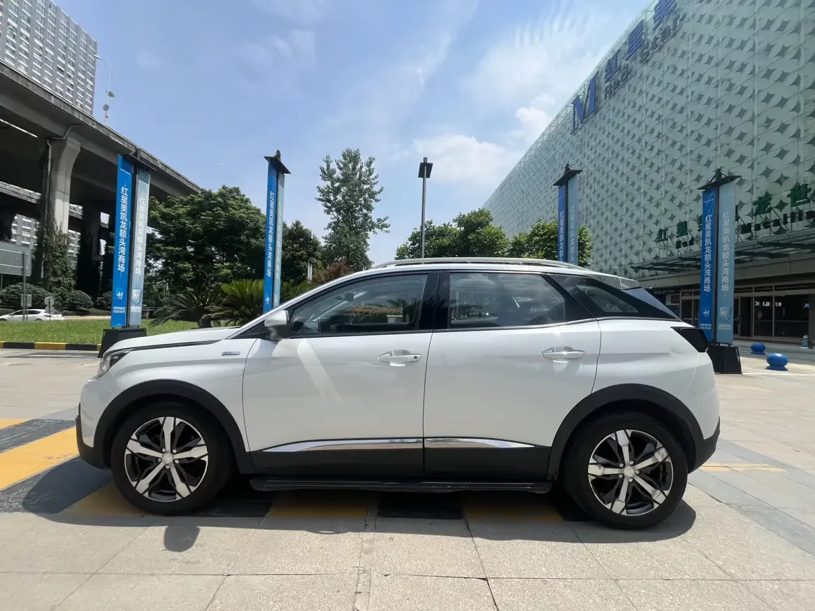 Peugeot 4008