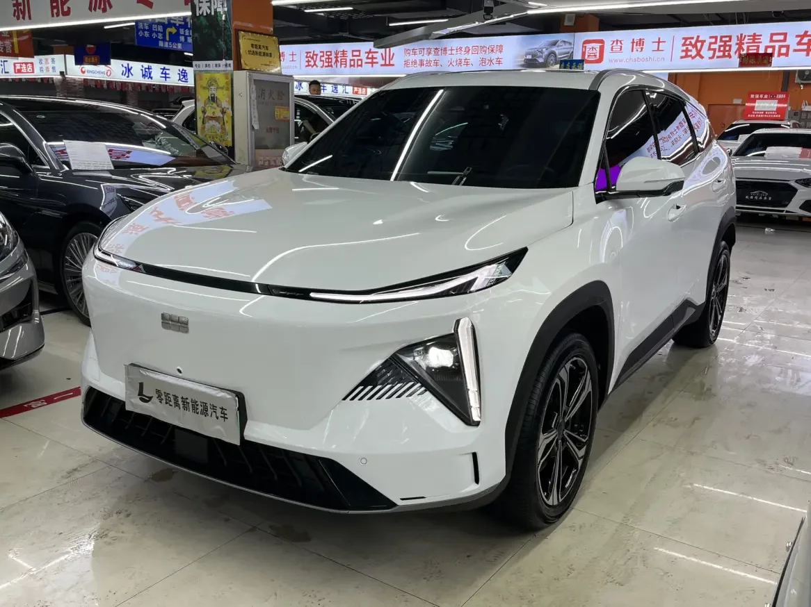 Geely Galaxy L7