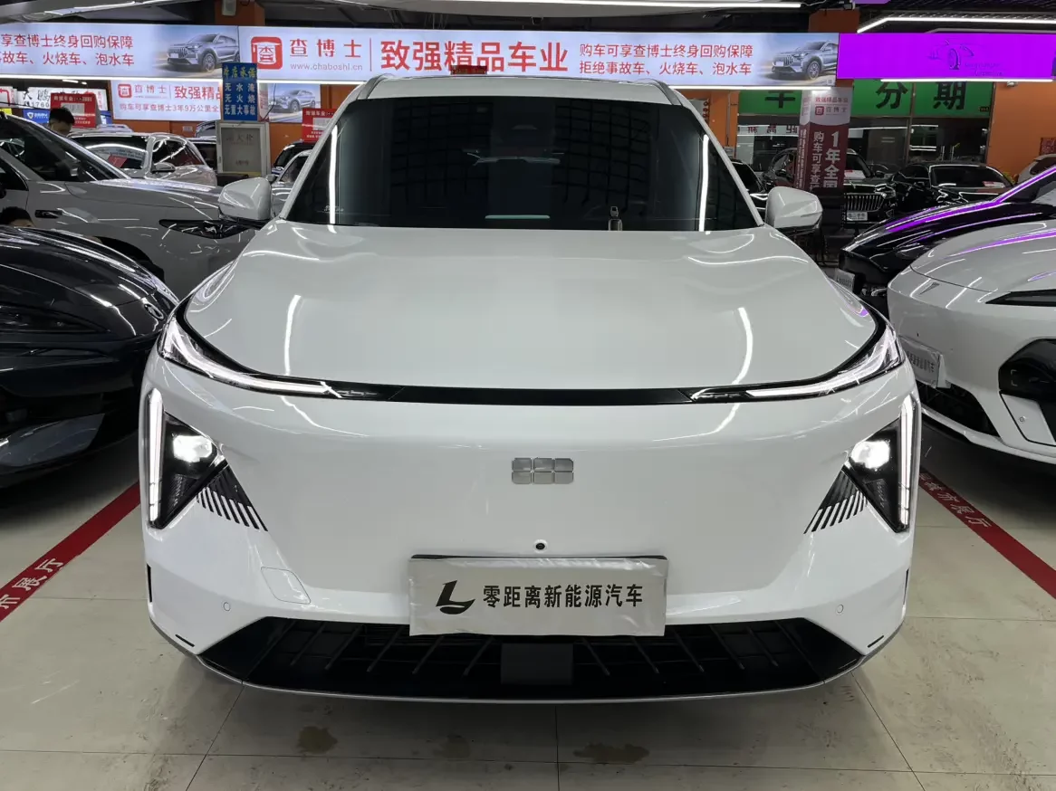 Geely Galaxy L7