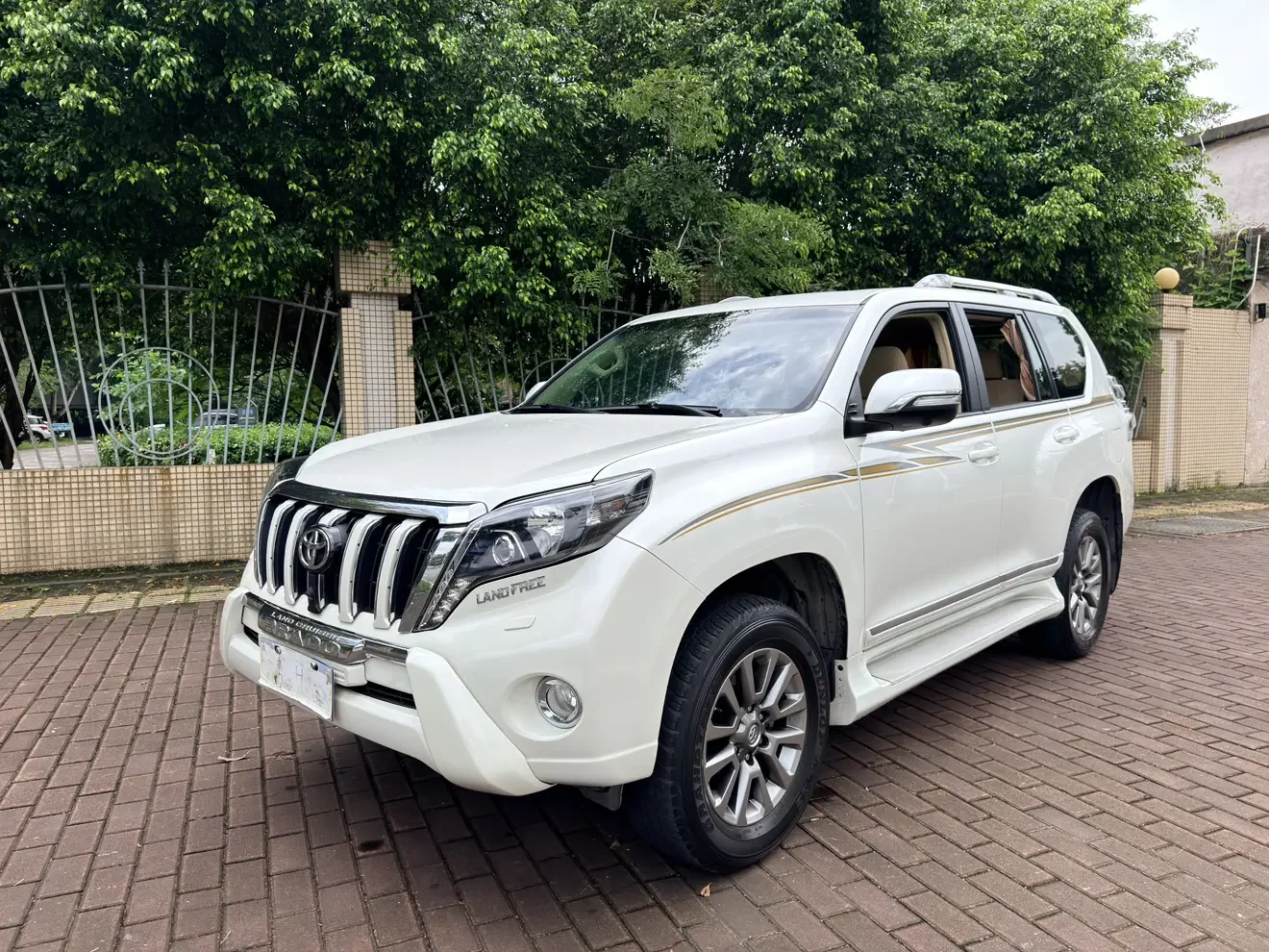 Toyota Prado
