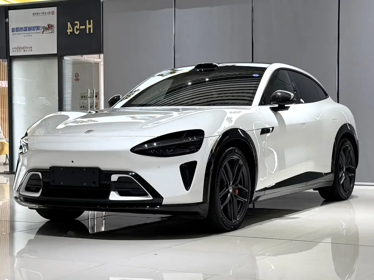 Xiaomi car Xiaomi YU7  из Китая