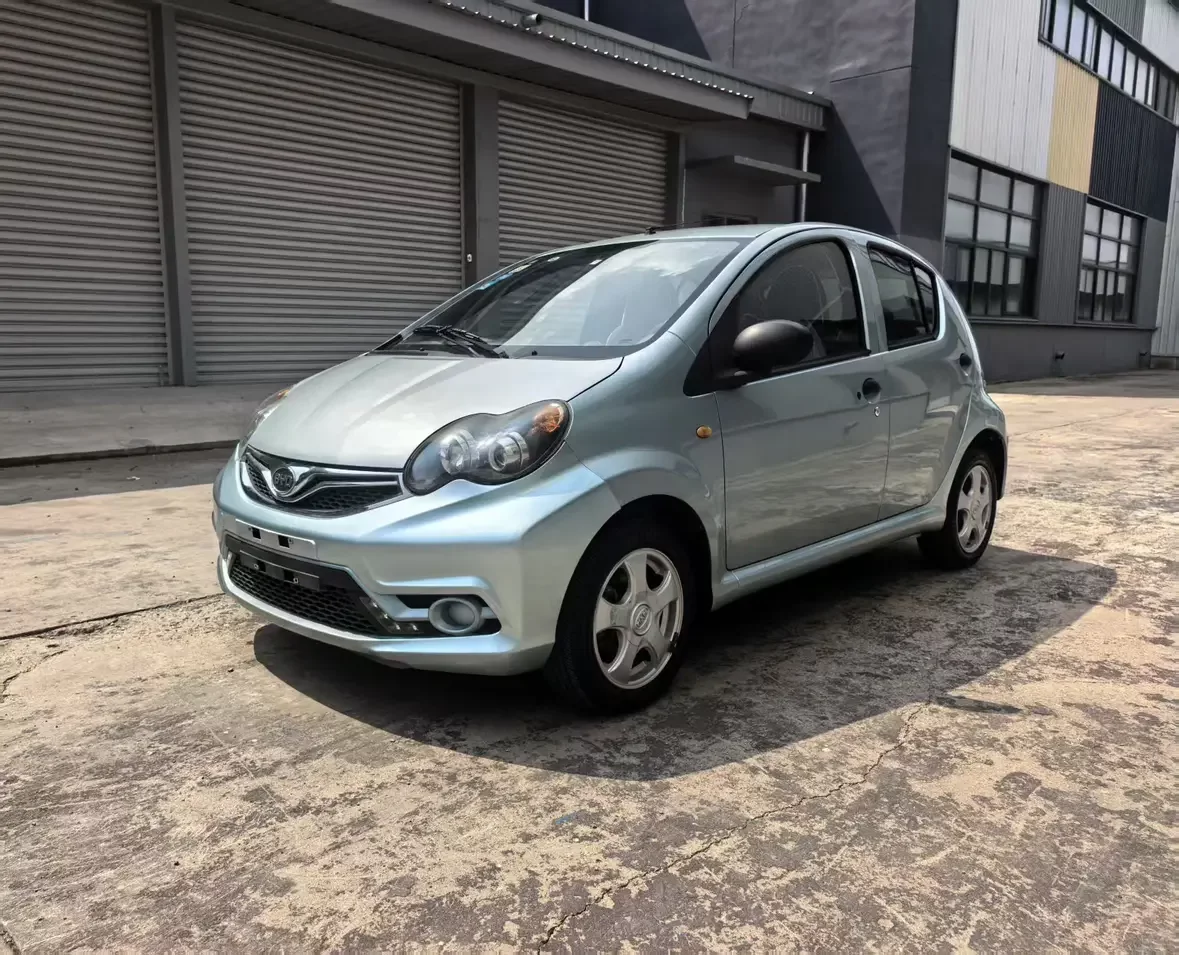 BYD F0
