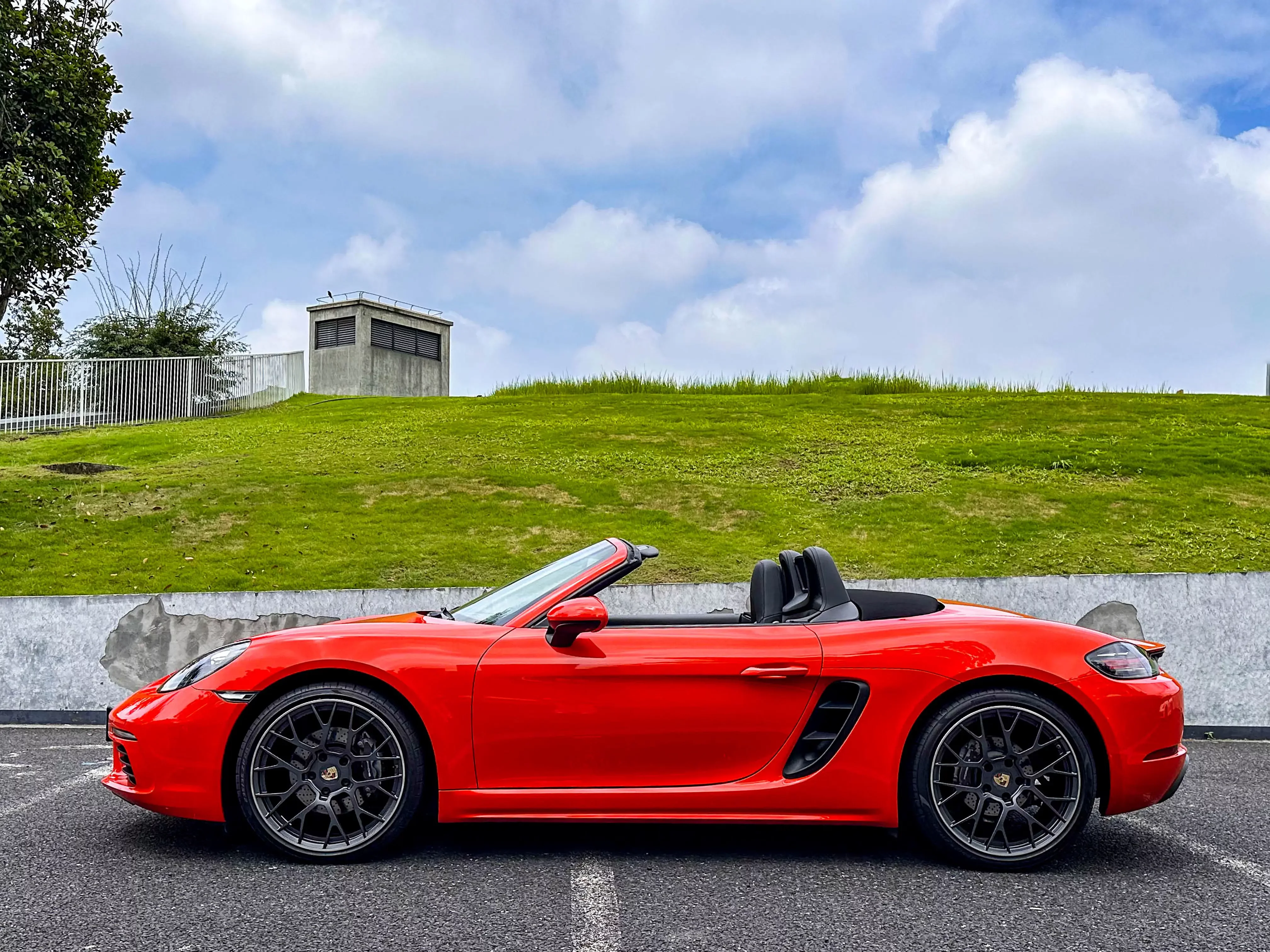 Porsche 718