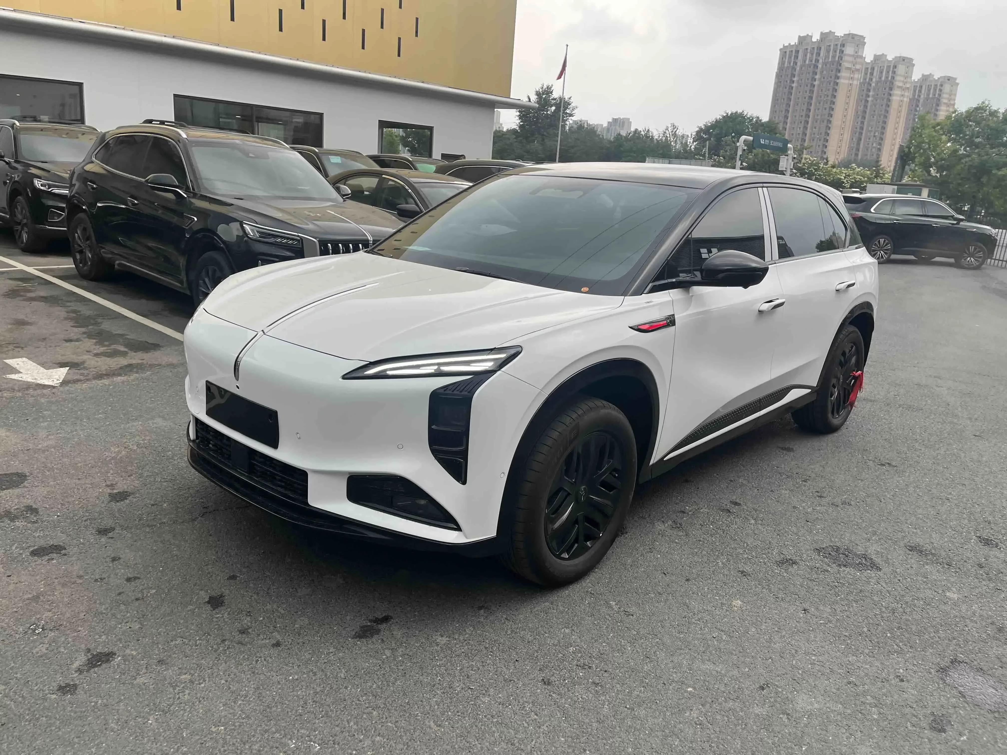 Hongqi Red Flag Tiangong 08