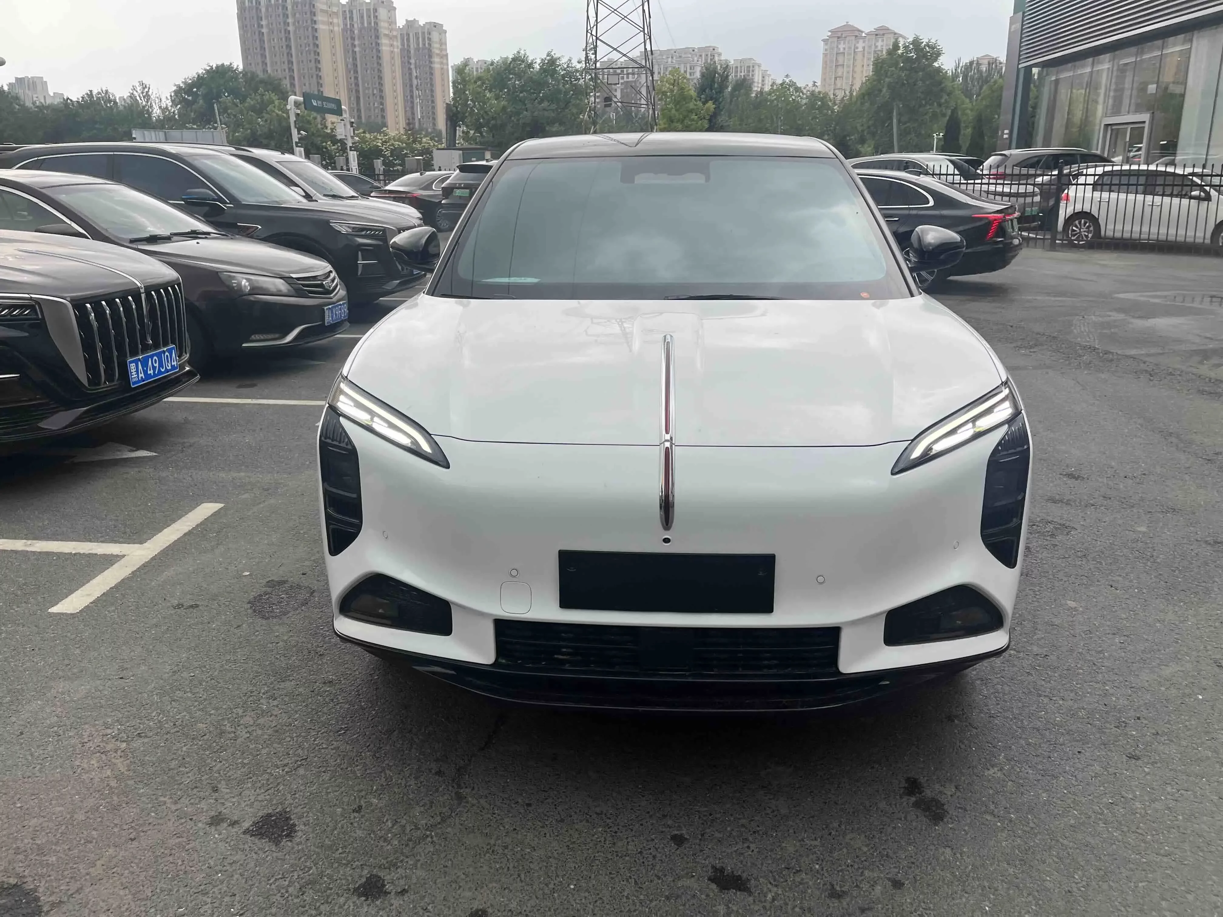 Hongqi Red Flag Tiangong 08