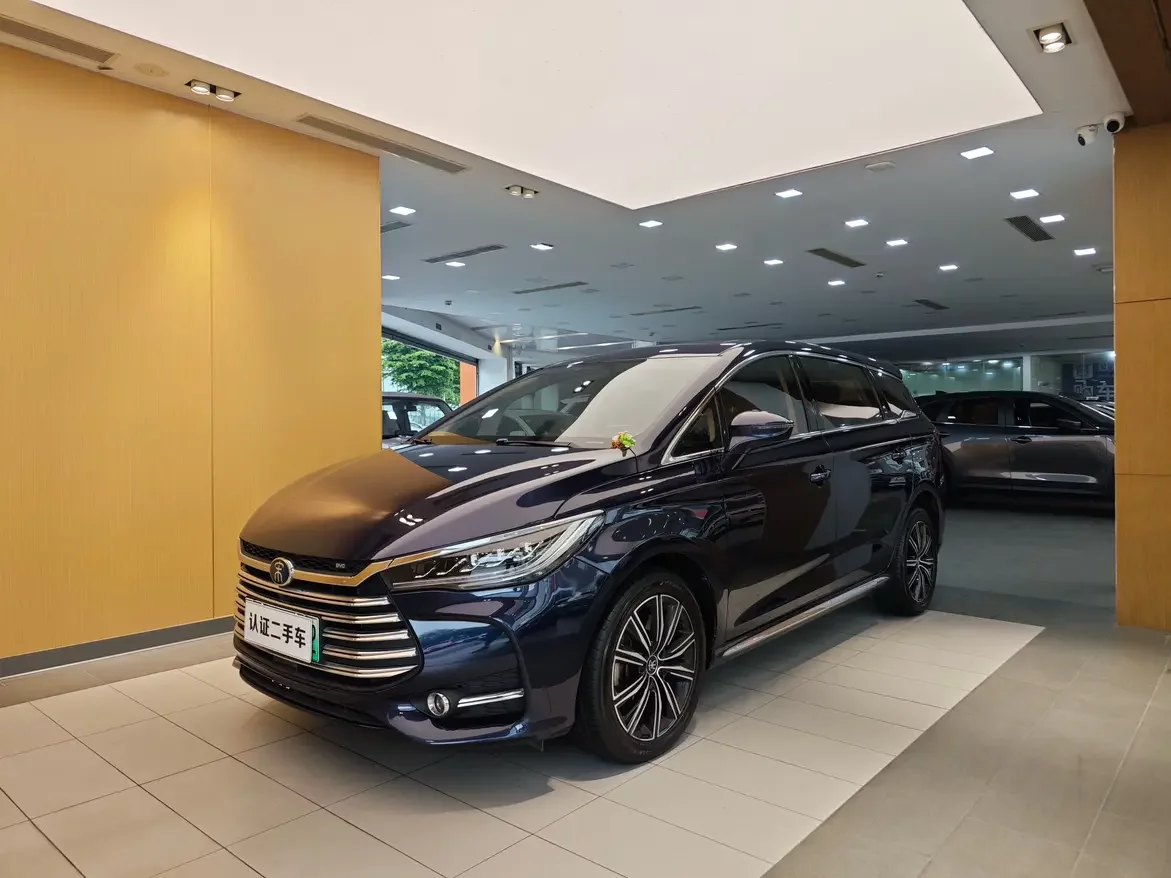 BYD Song MAX DM