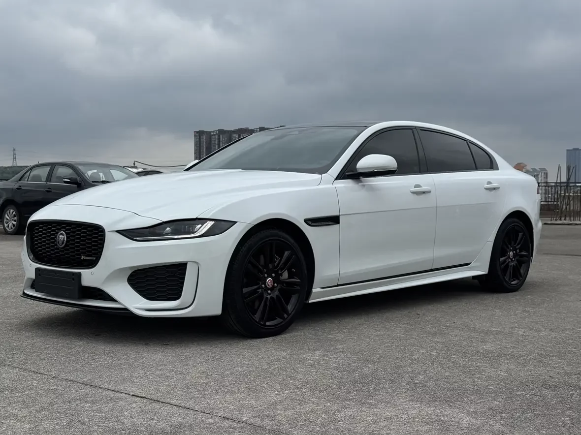 Jaguar XEL