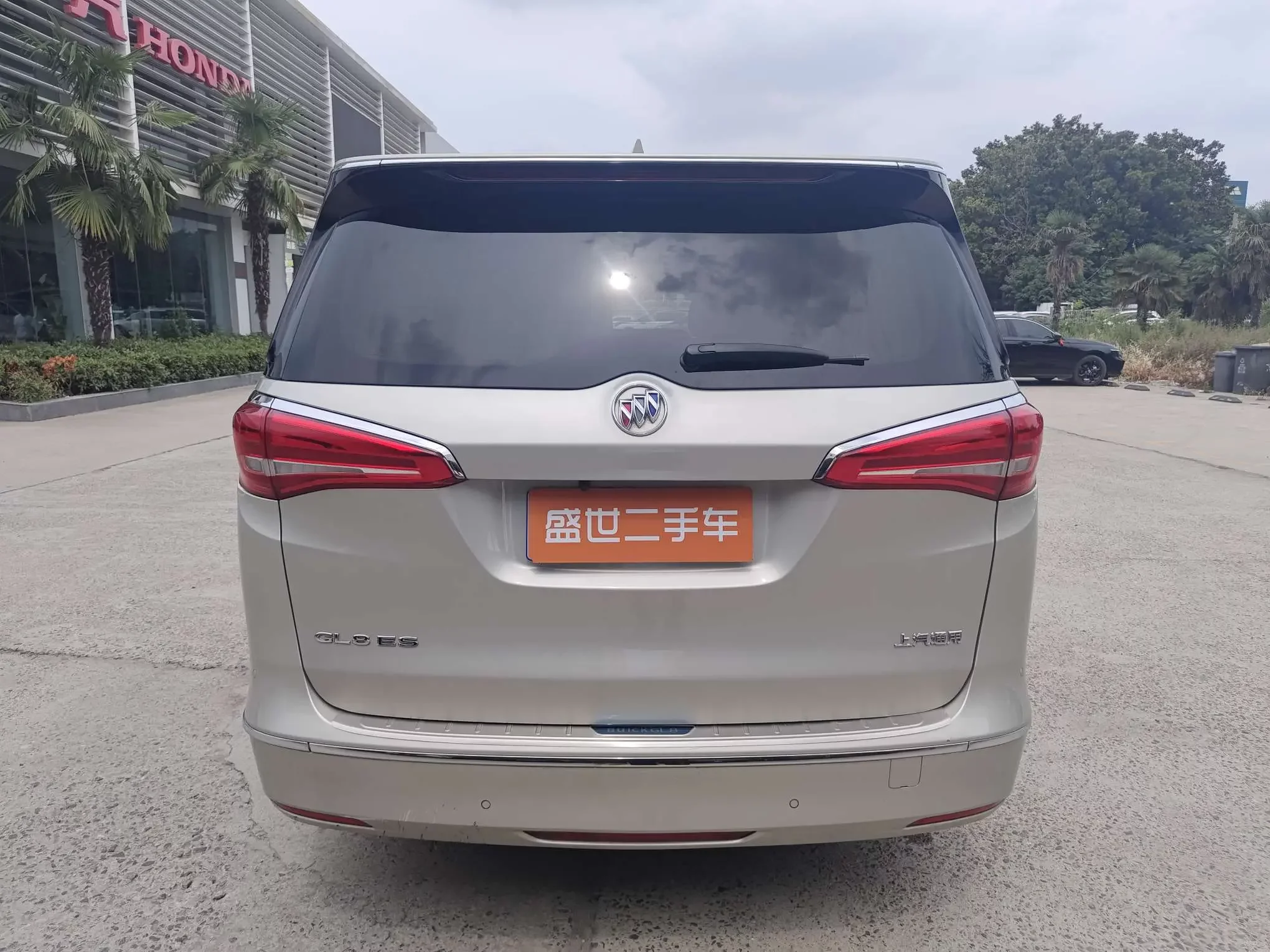 Buick GL8