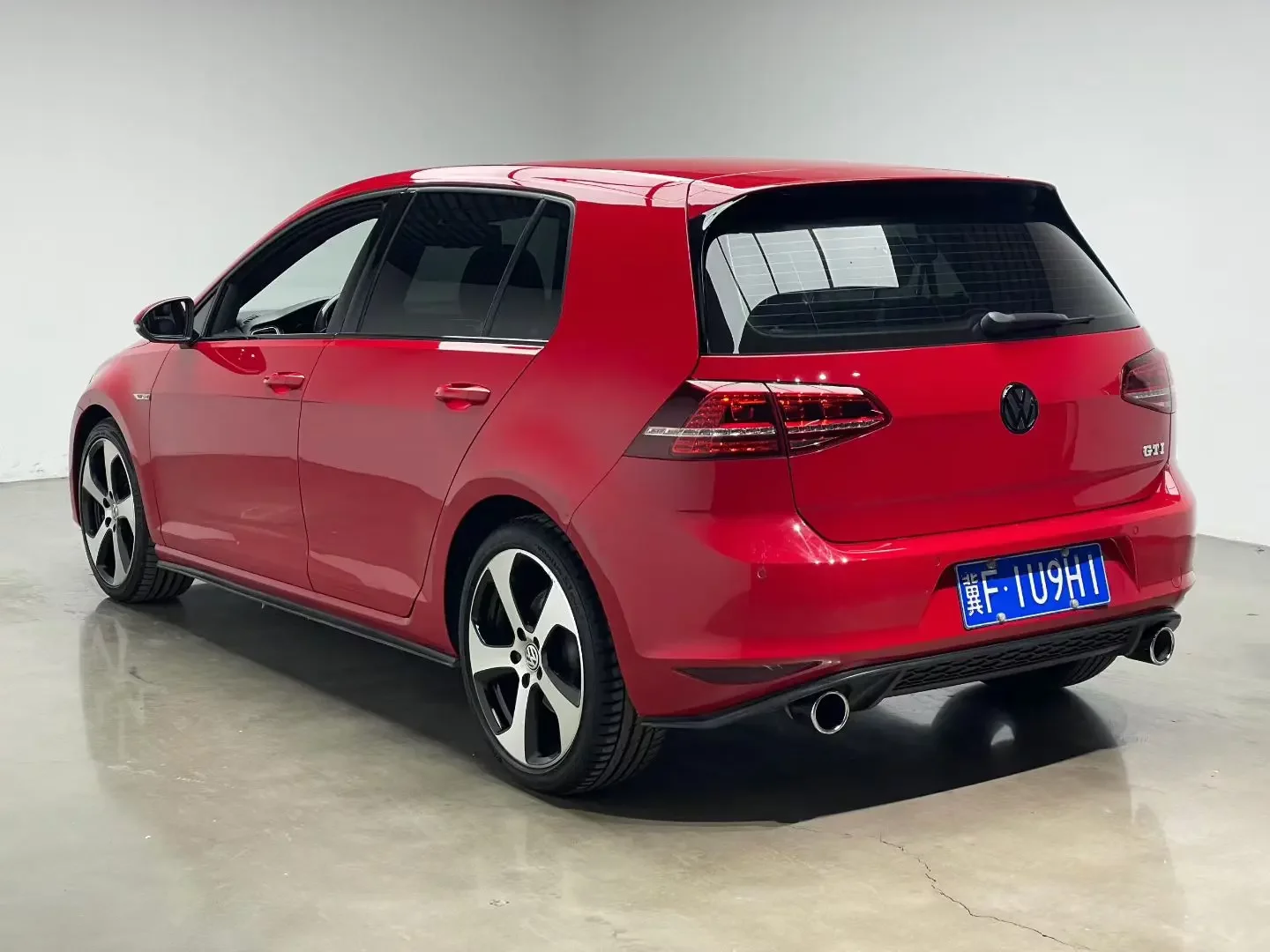 Volkswagen Golf GTI