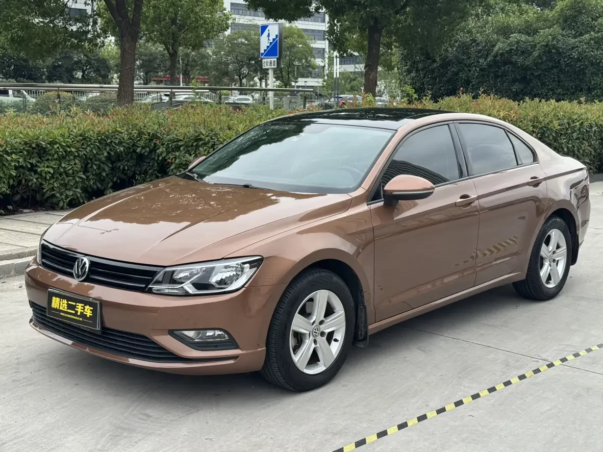 Volkswagen Lamando