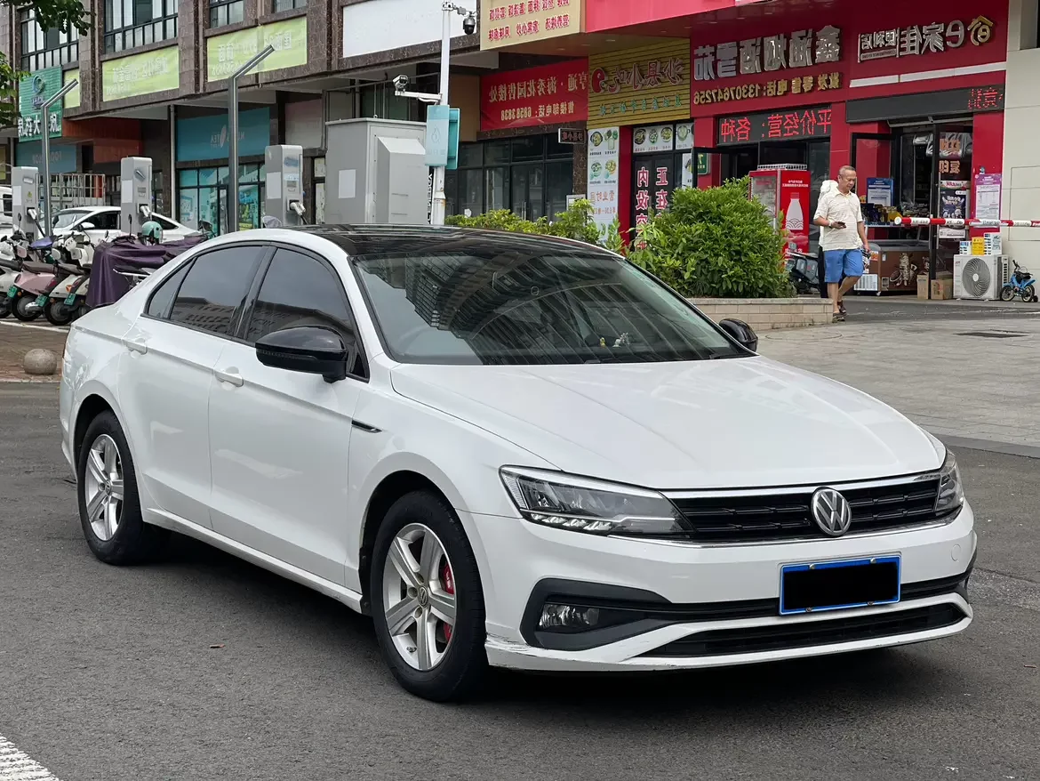 Volkswagen Lamando