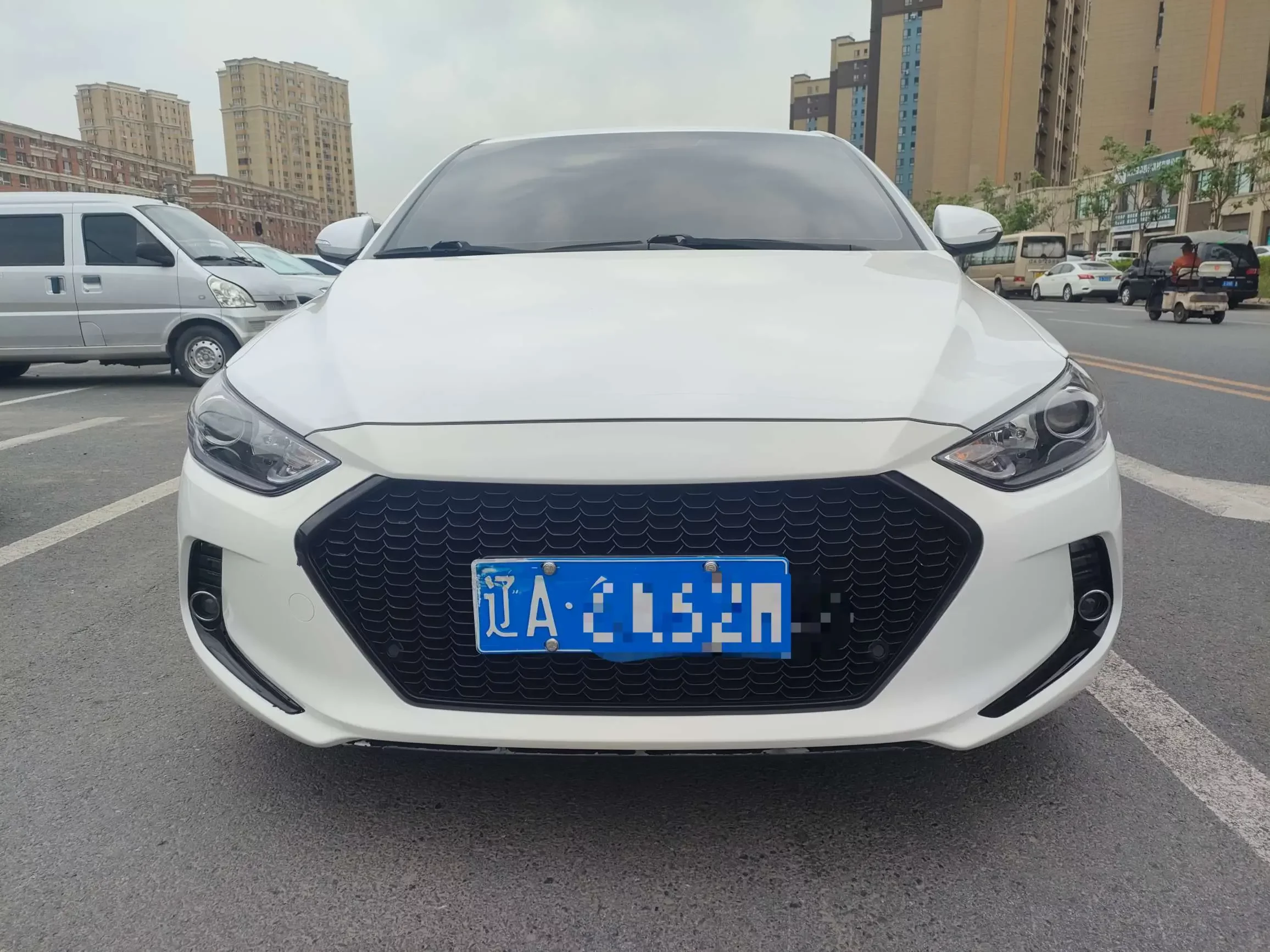 Hyundai lead