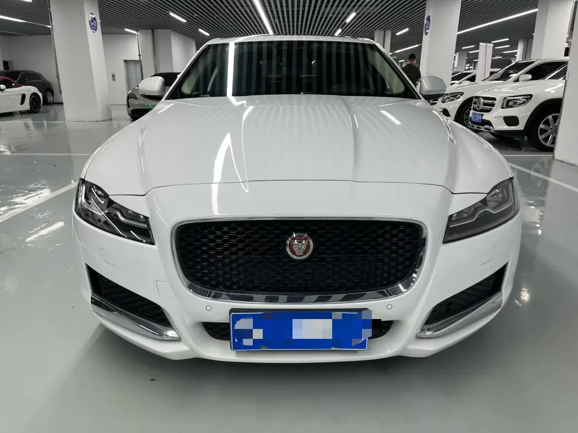 Jaguar XFL  из Китая