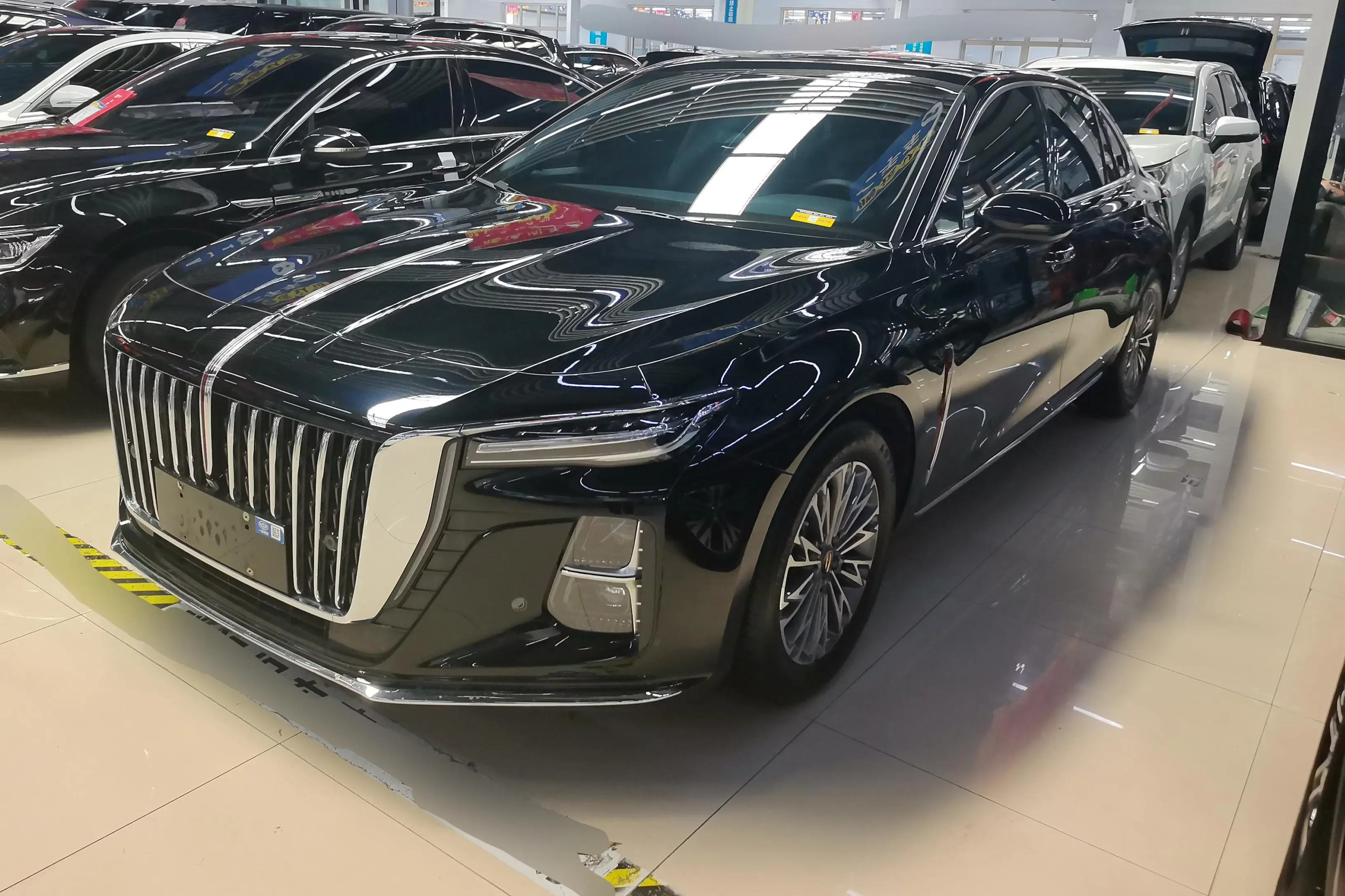 Hongqi H5
