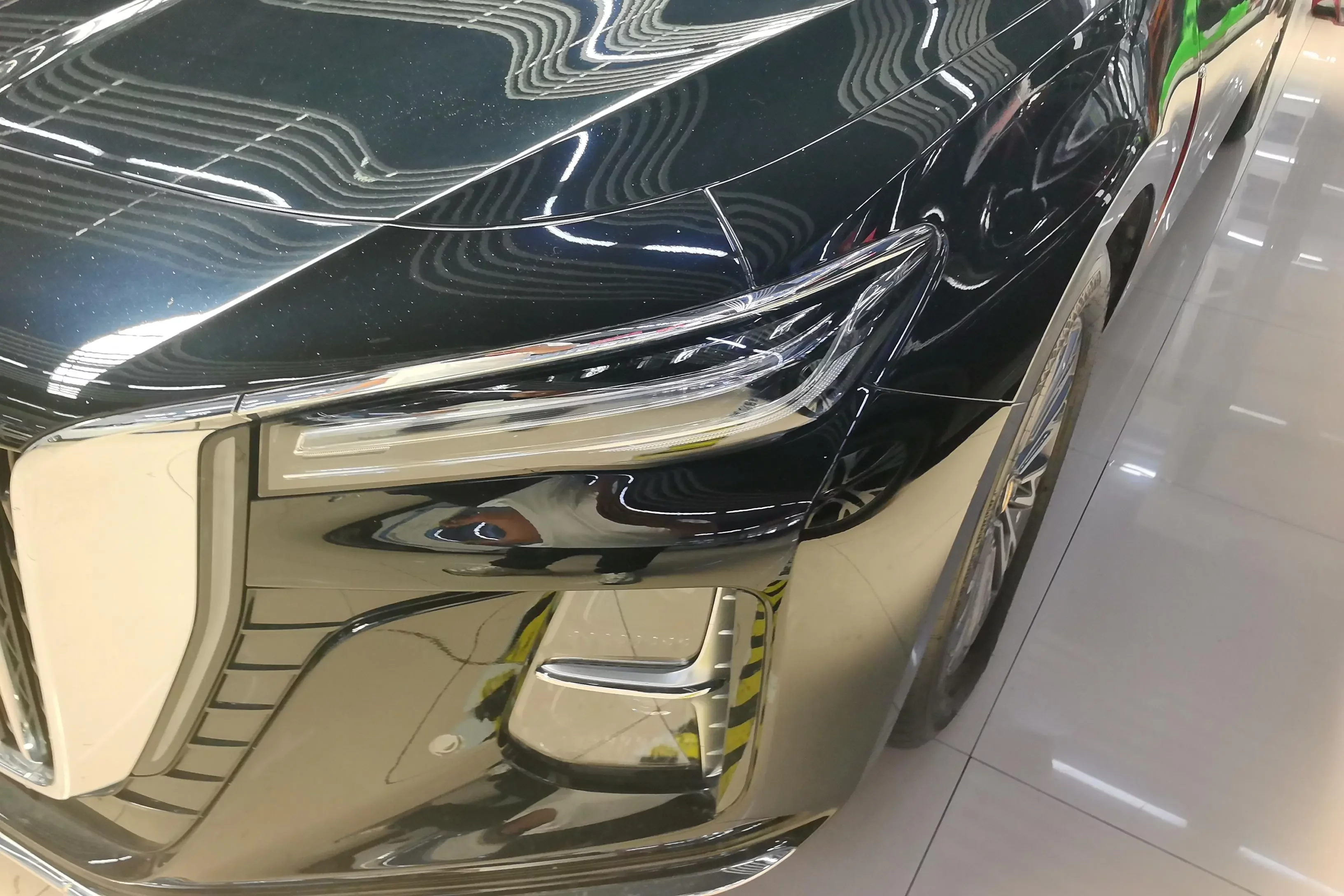 Hongqi H5
