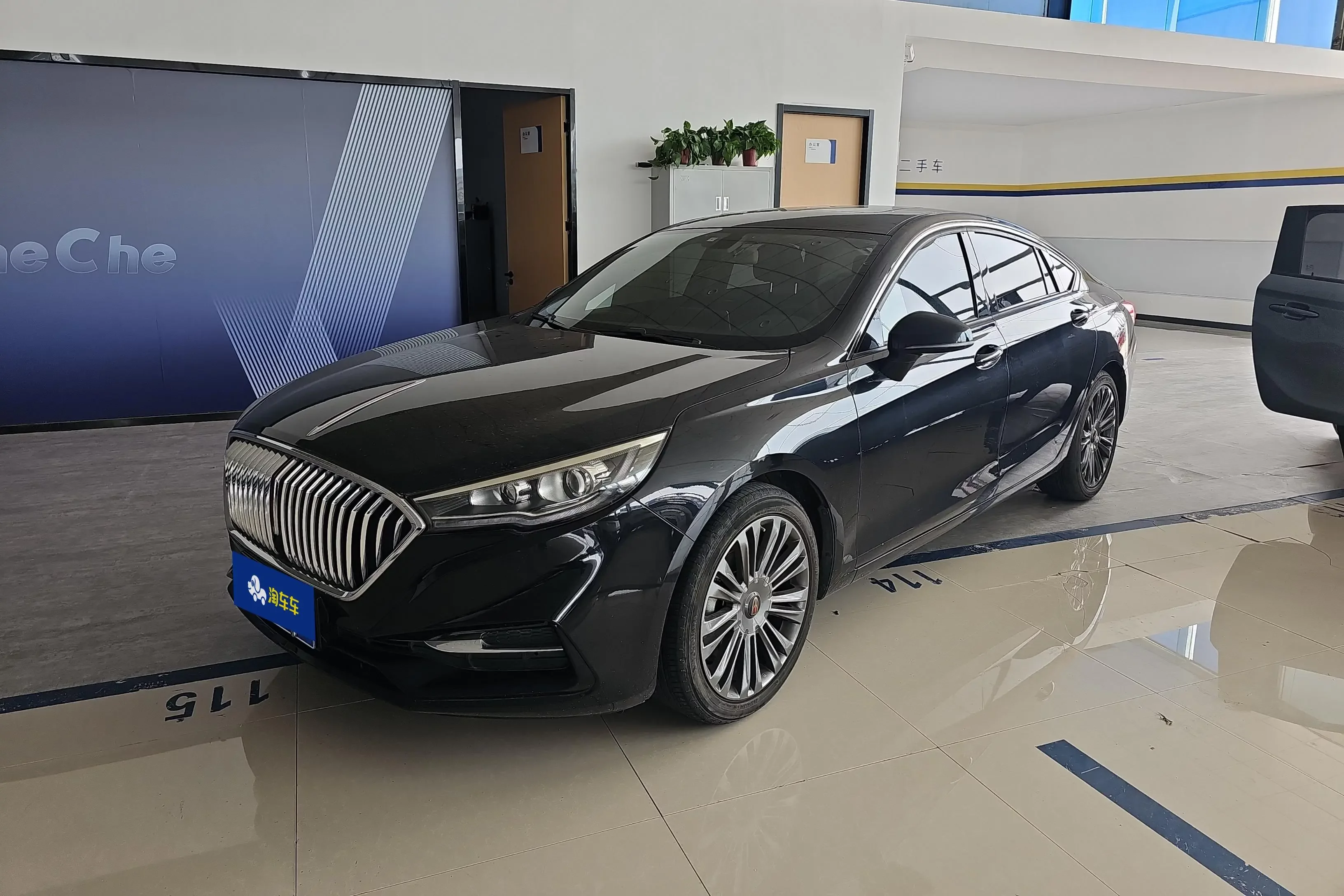 Hongqi H5 classic