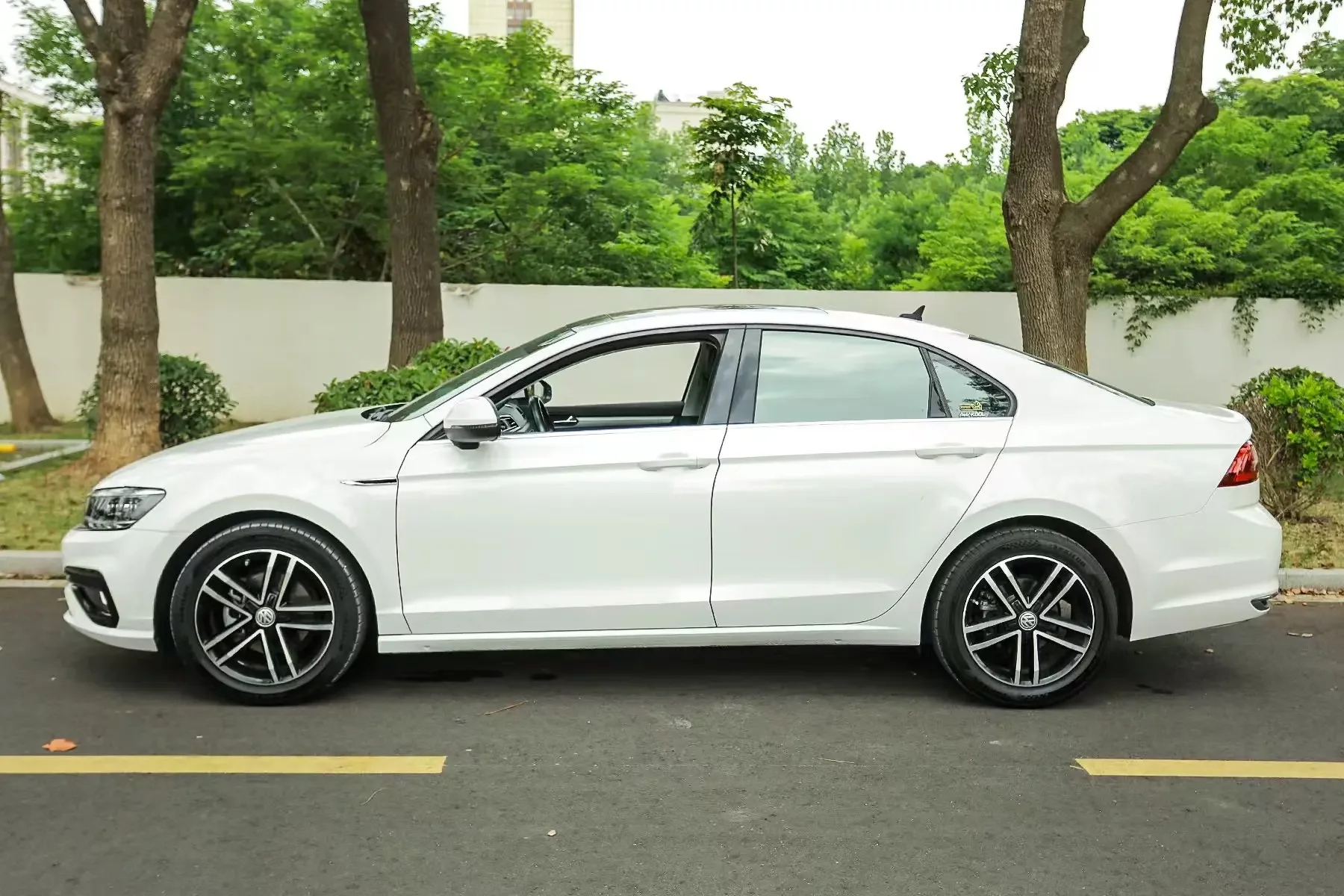 Volkswagen Lamando