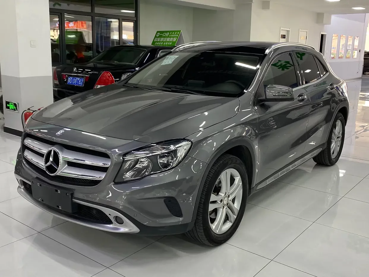 Mercedes-Benz GLA