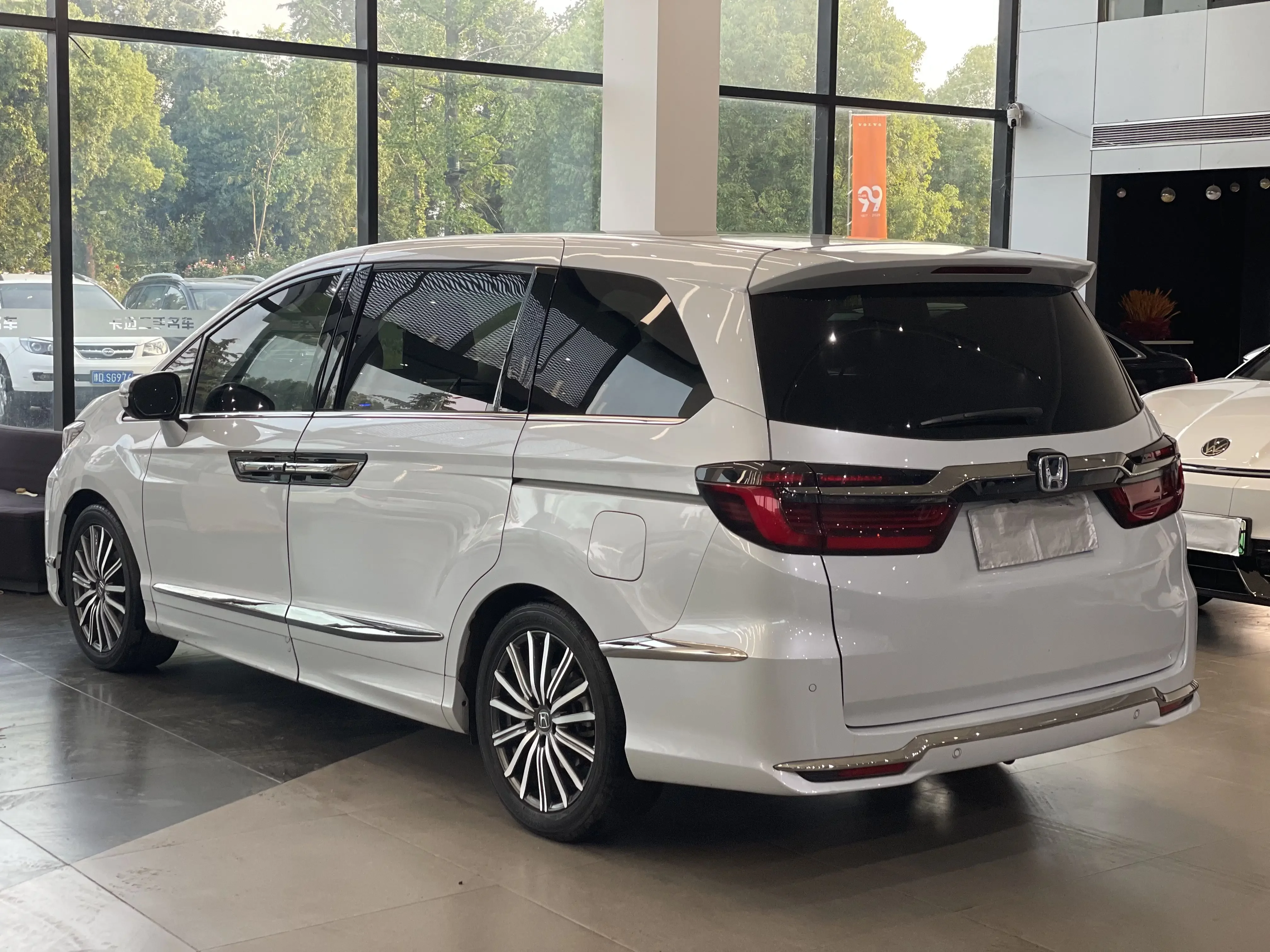 Honda Elysion