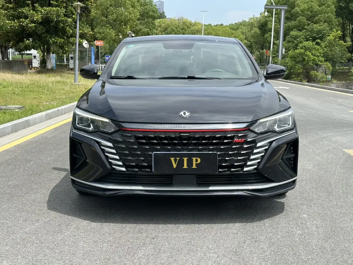Dongfeng Yixuan MAX