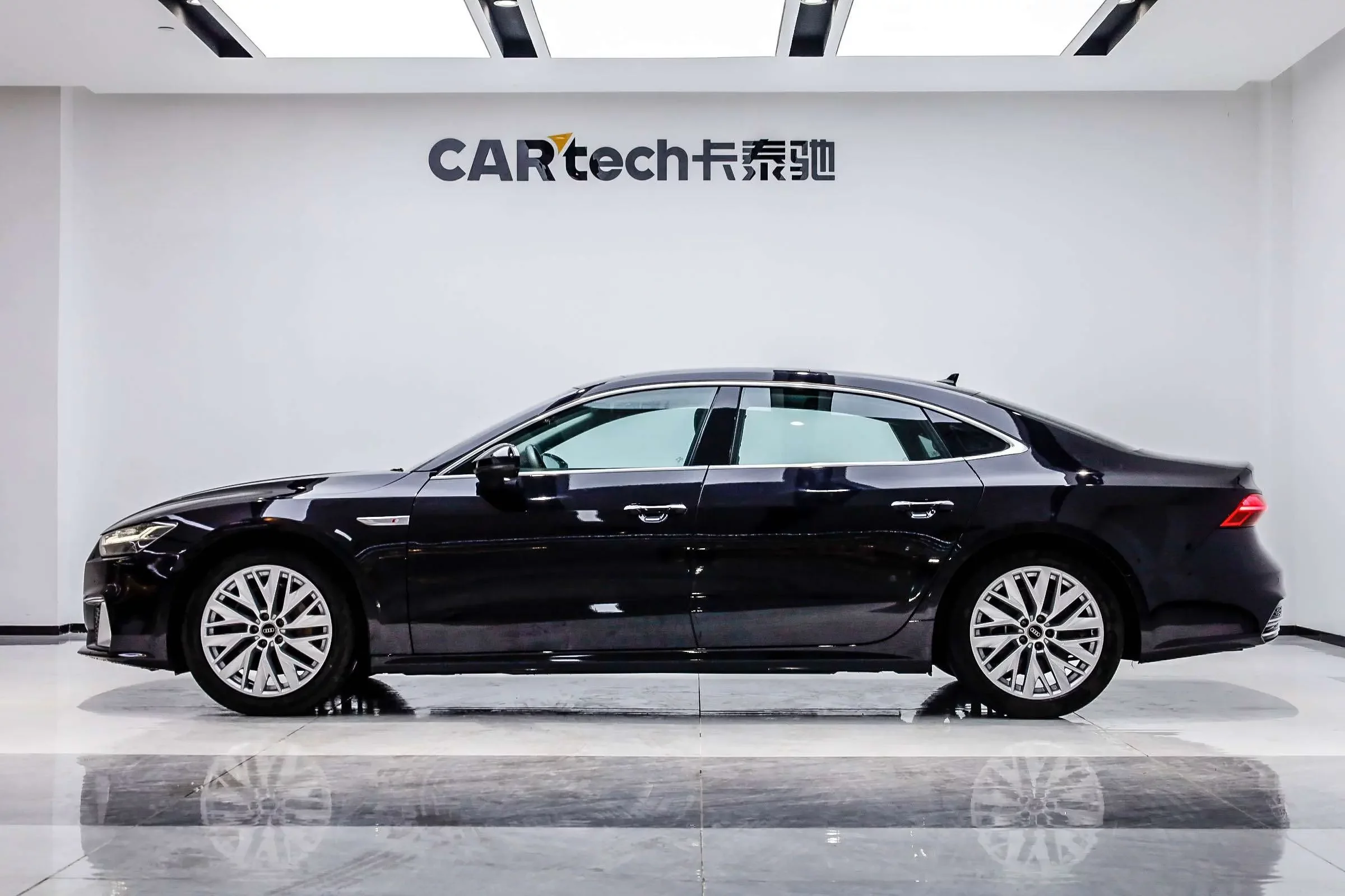 Audi A7L