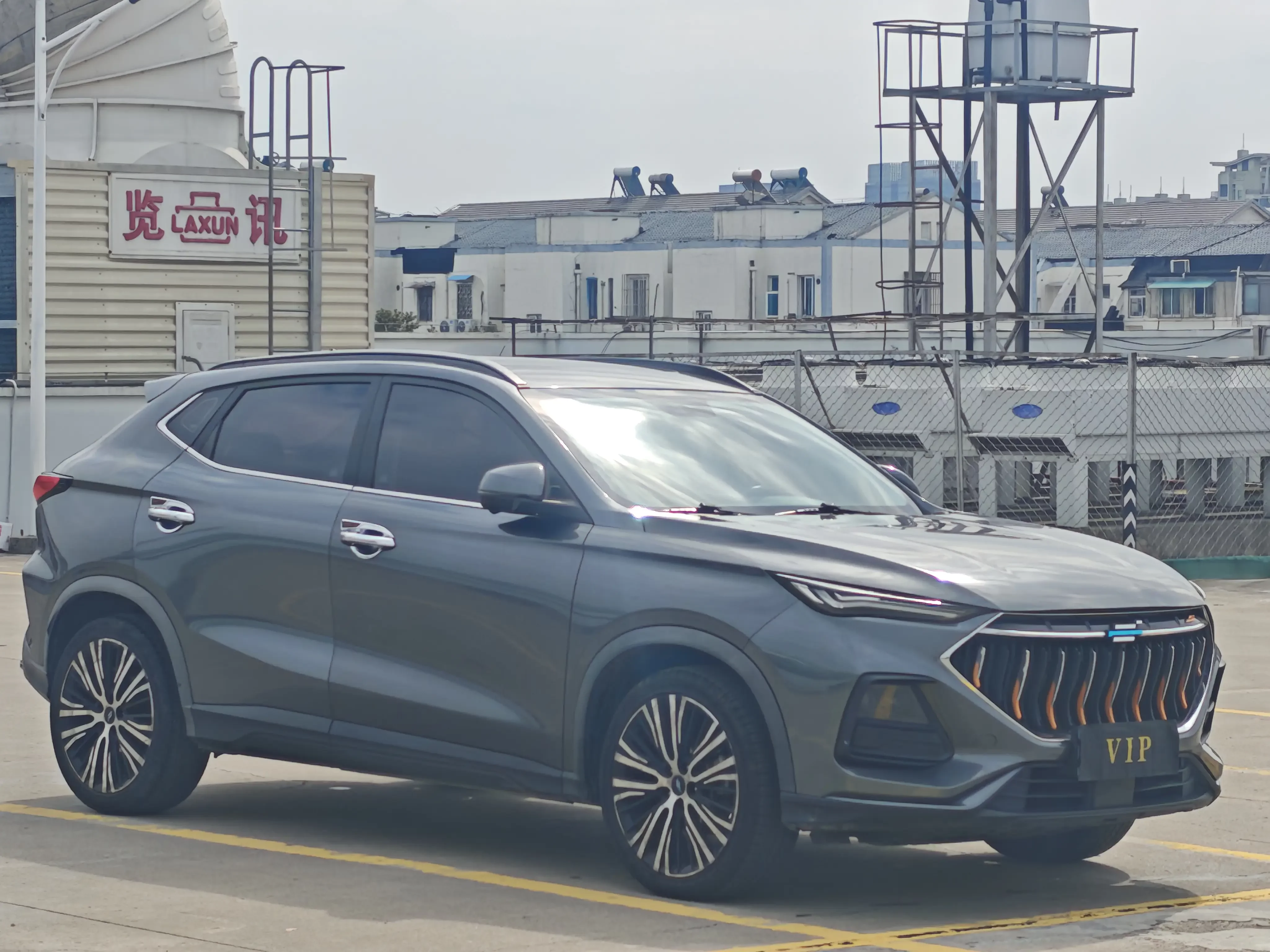 Oshan Changan Auchan X5