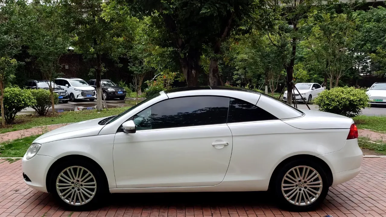 Volkswagen Eos