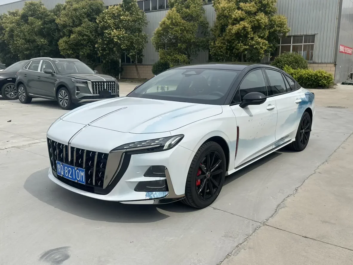 Hongqi H6