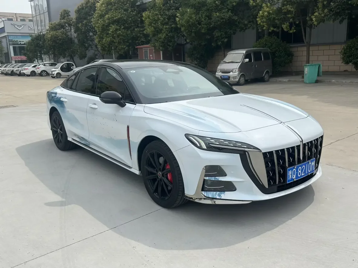 Hongqi H6