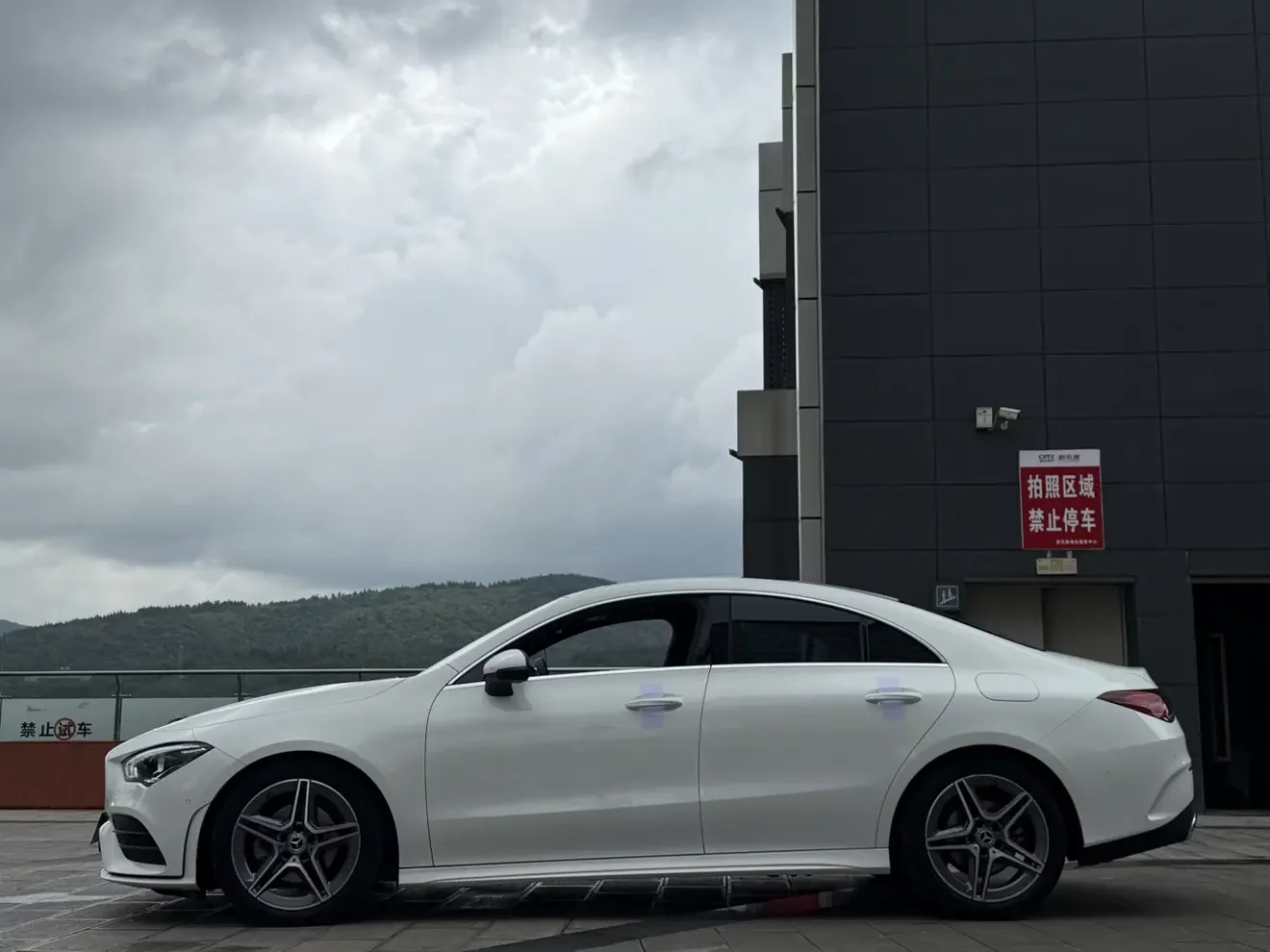 Mercedes-Benz CLA (Imported)