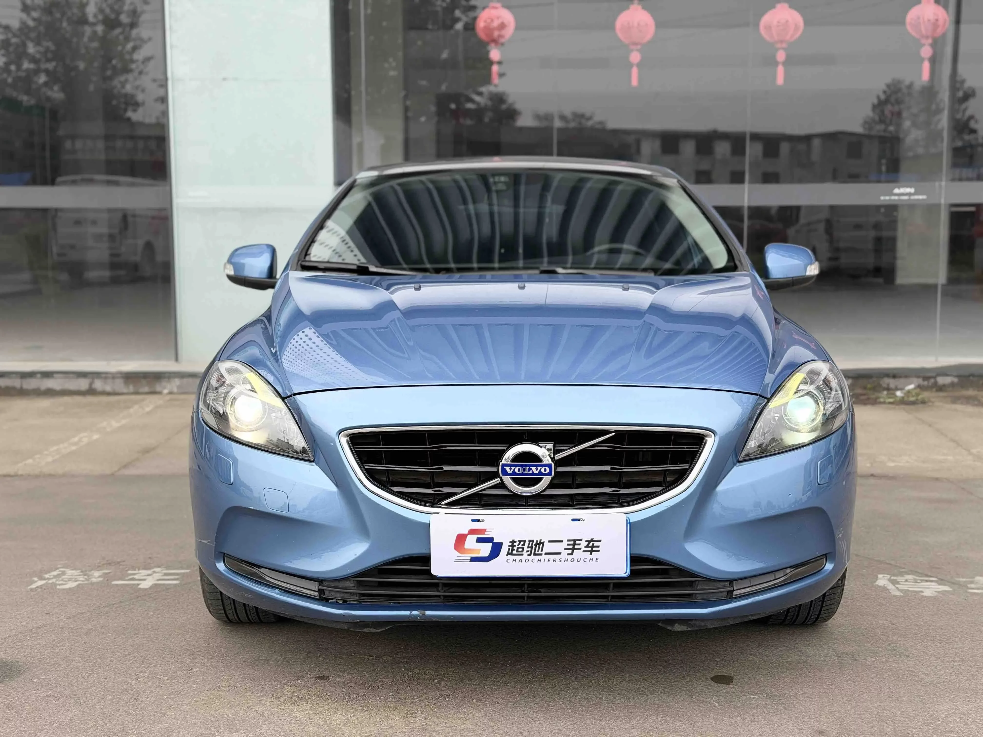 Volvo V40