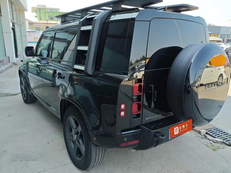 Land Rover guard