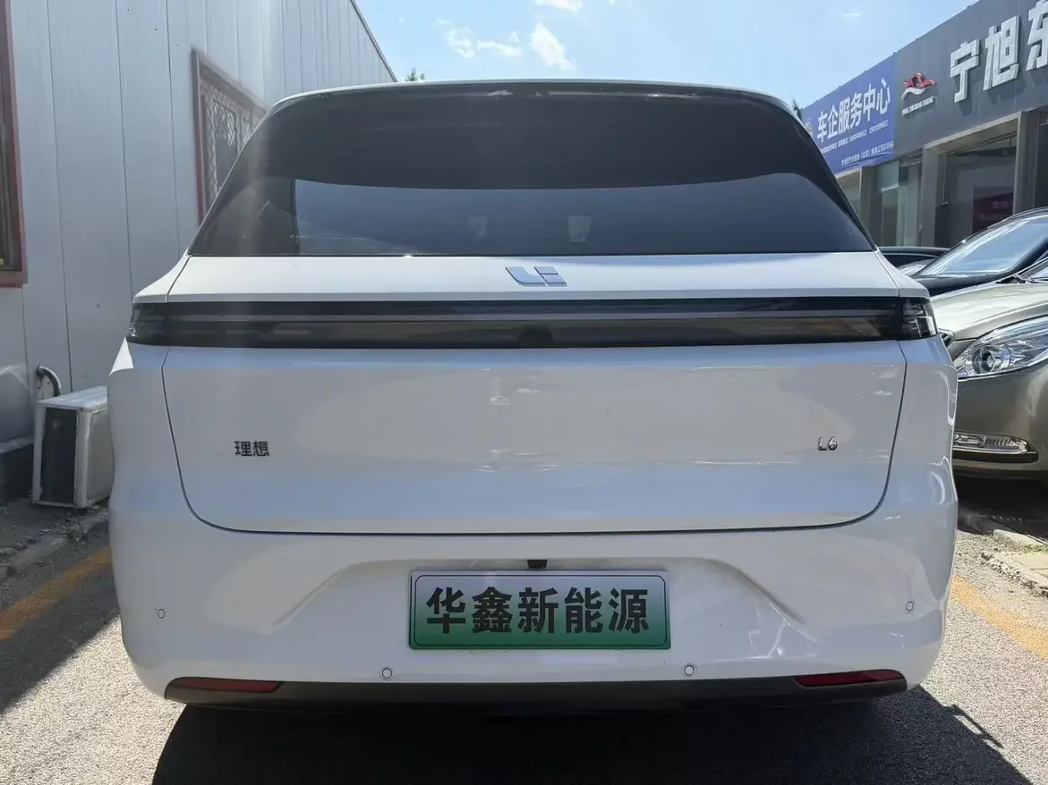 Lixiang L6