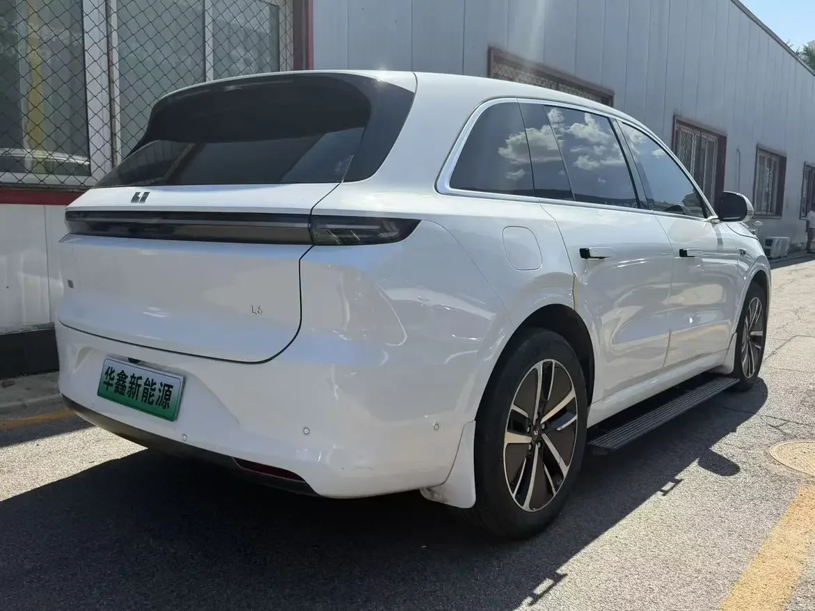 Lixiang L6