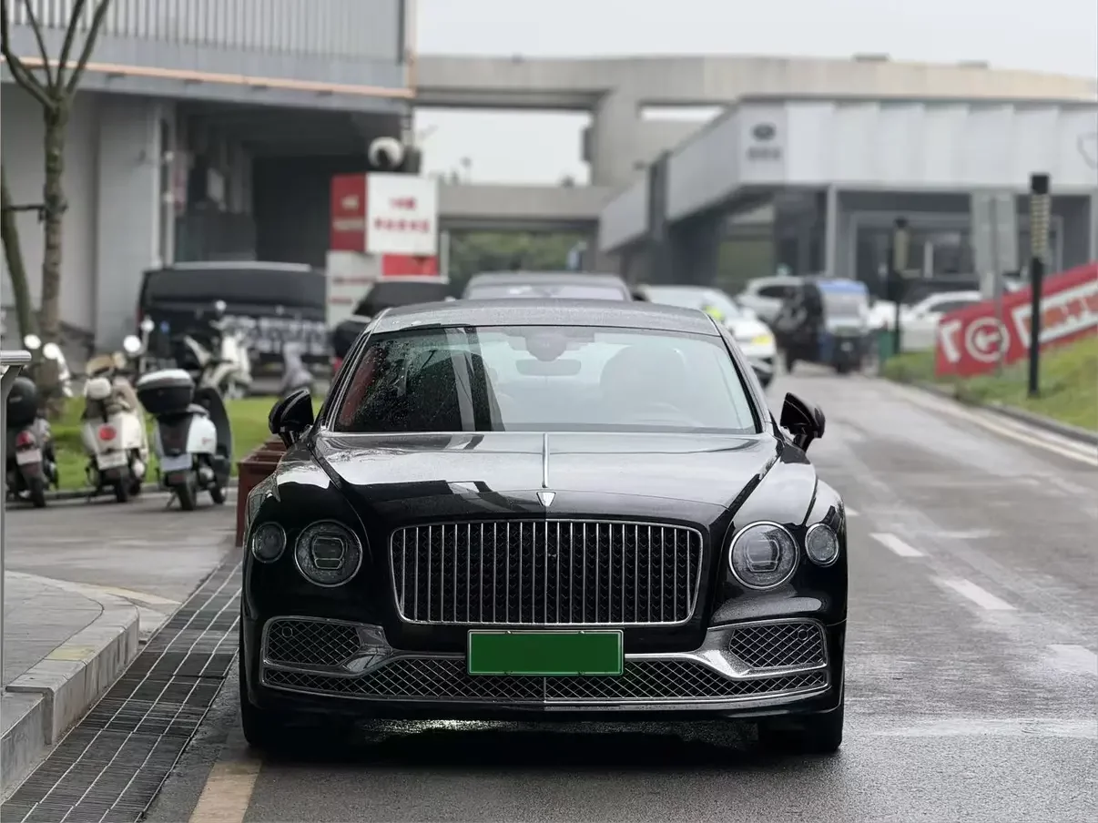 Bentley Flying Spur PHEV