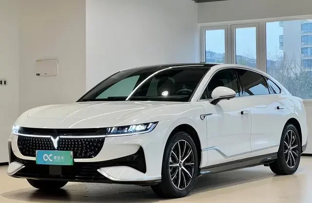 Voyah Passion PHEV  из Китая