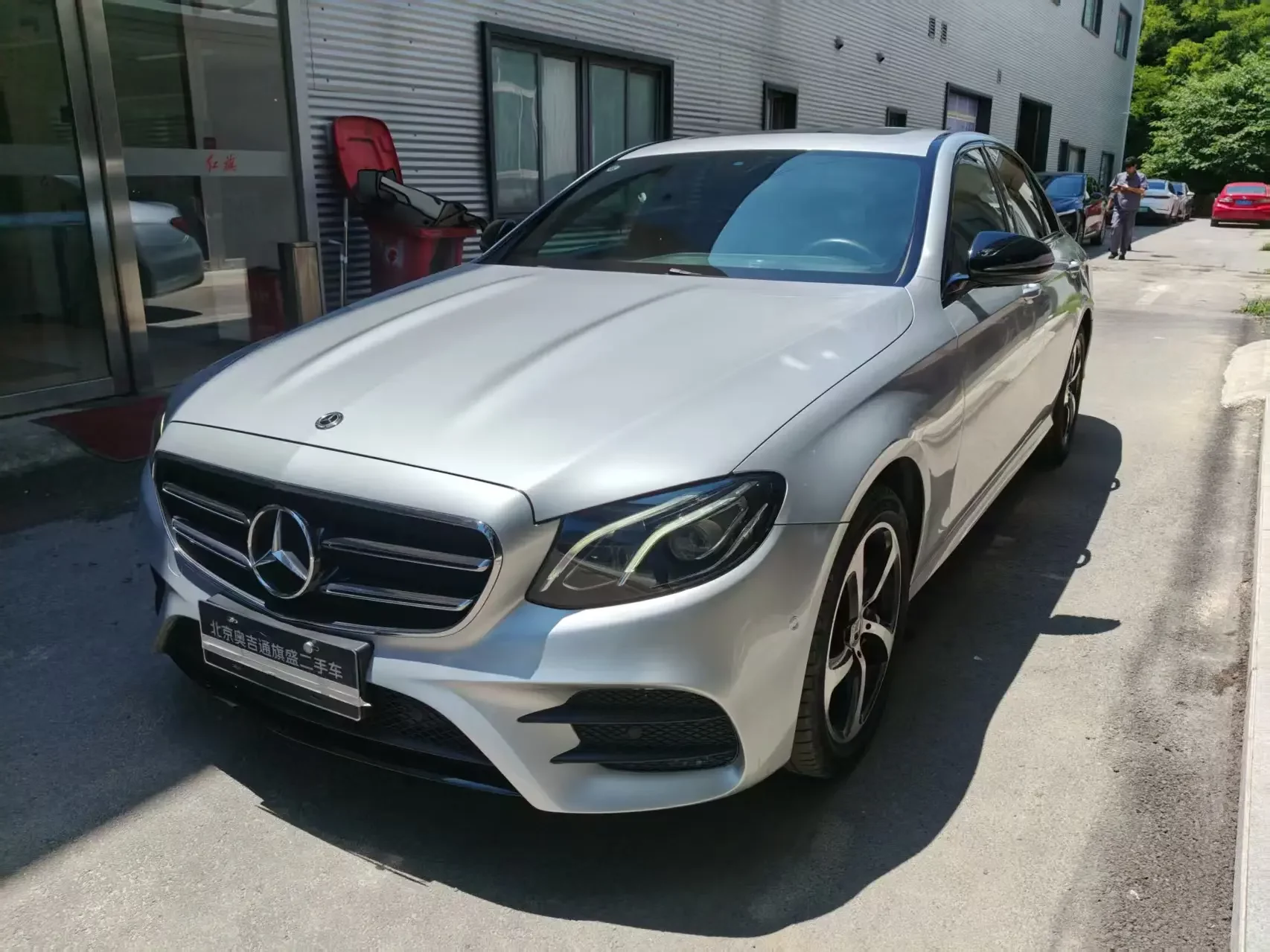 Mercedes-Benz E-Class  из Китая