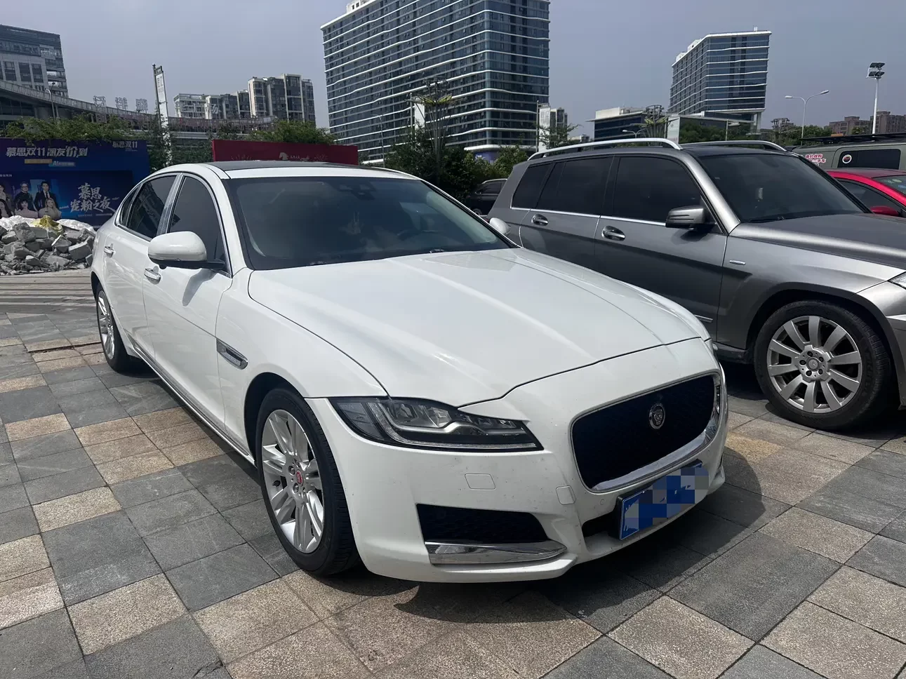 Jaguar XFL